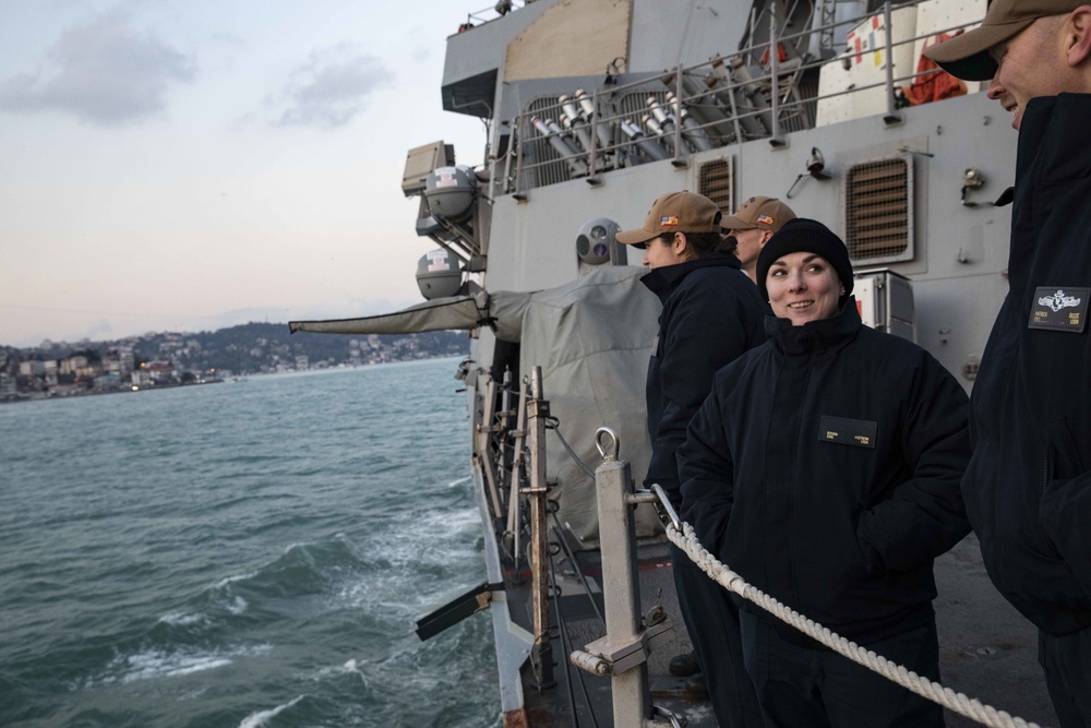 USS Porter Enters the Black Sea