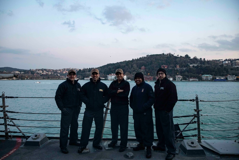 USS Porter Enters the Black Sea