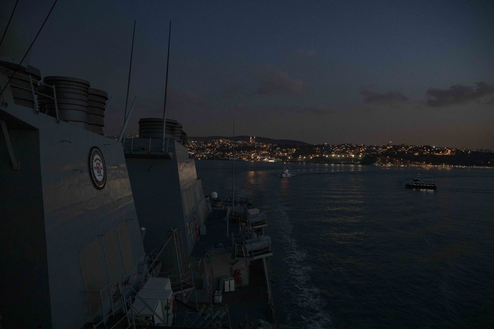 USS Porter Enters the Black Sea