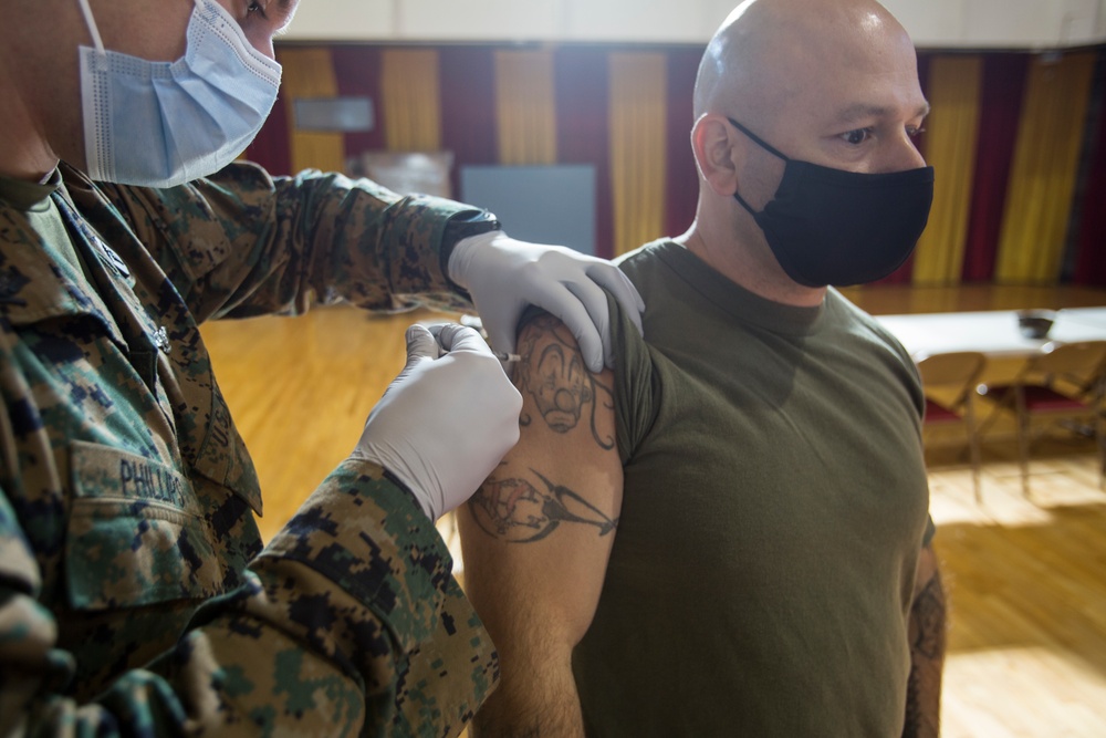 Leadership by Example, unit leaders from across II MEF receive COVID vaccine