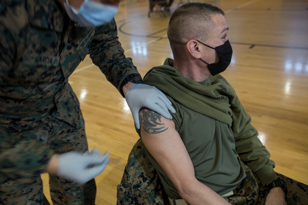 Leadership by Example, unit leaders from across II MEF receive COVID vaccine