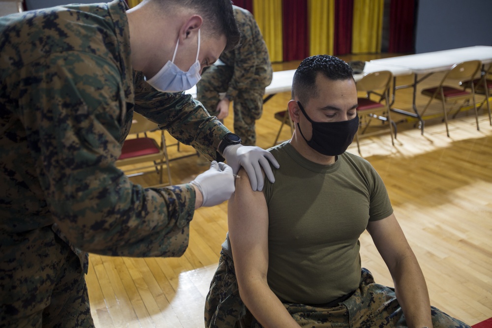 Leadership by Example, unit leaders from across II MEF receive COVID vaccine