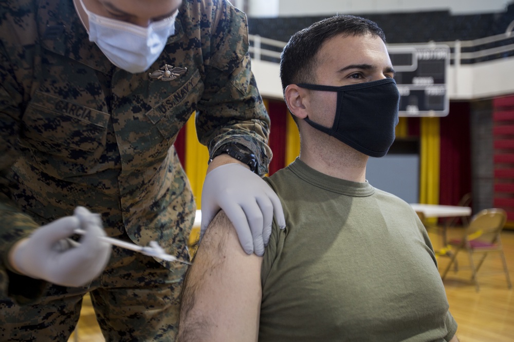 Leadership by Example, unit leaders from across II MEF receive COVID vaccine