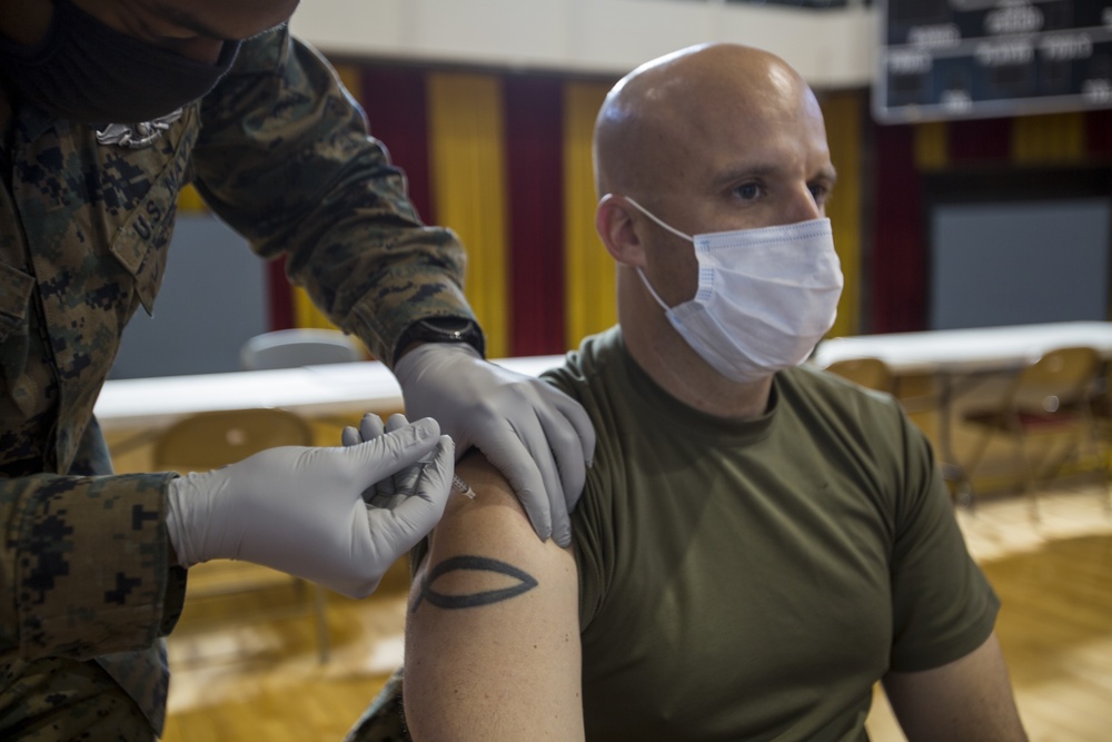 Leadership by Example, unit leaders from across II MEF receive COVID vaccine