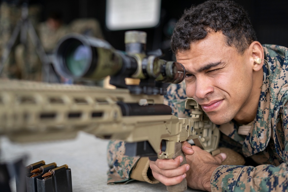 3d Marine Division Marines Conduct Pre-Sniper Course