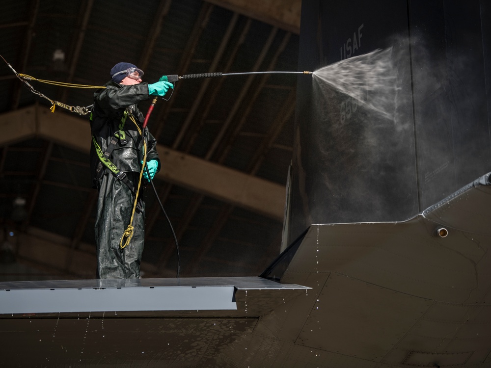 1SOAMXS personnel make Ghostrider gleam