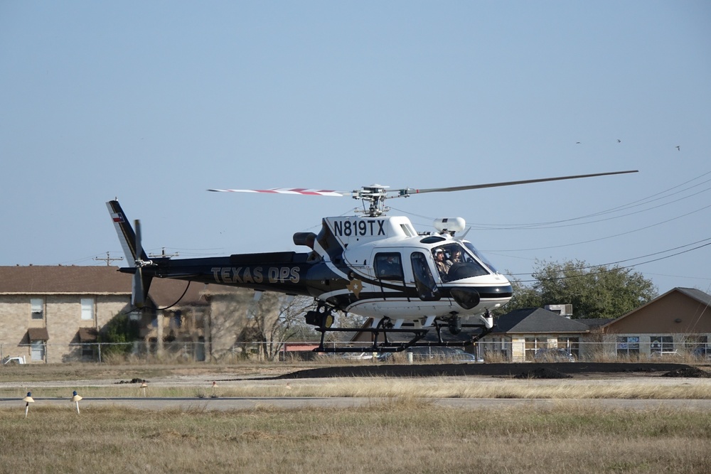 Texas Guardsmen support TDEM-led mobile vaccination program