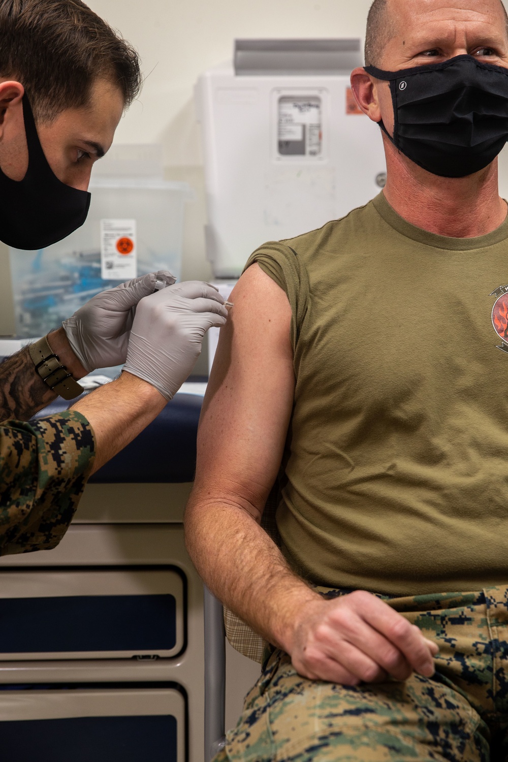 MAG-39 Marines receive COVID-19 vaccine