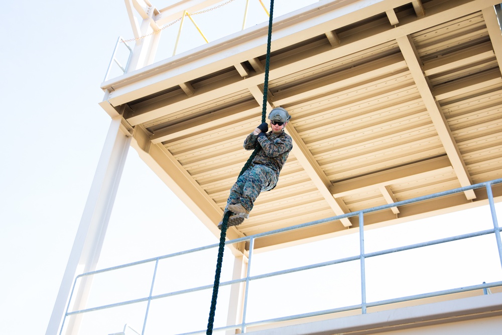 BLT 1/1 Conducts Fast Rope Training