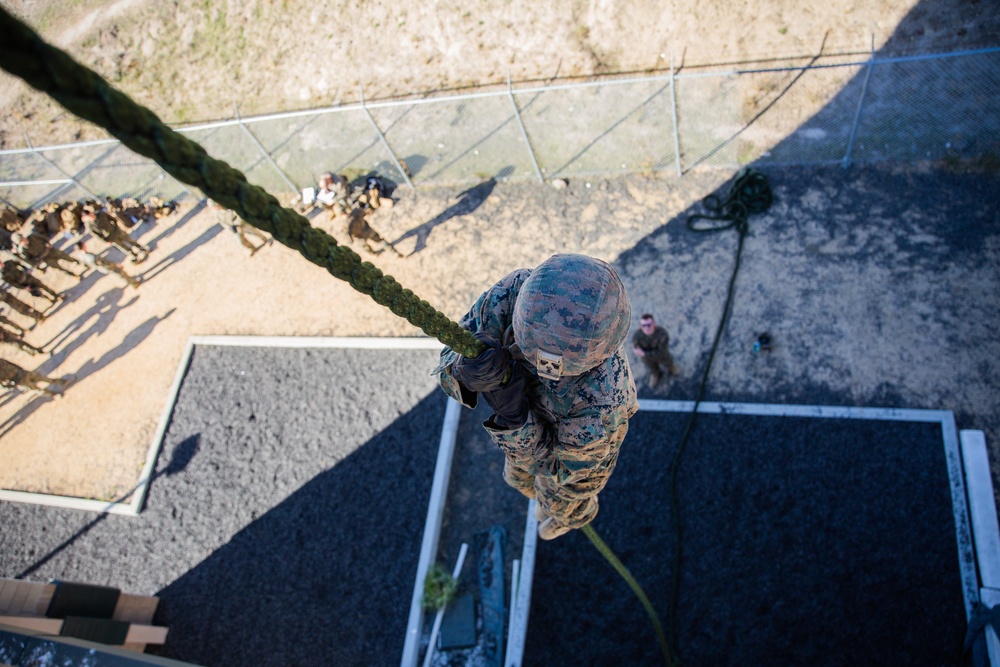 BLT 1/1 Conducts Fast Rope Training