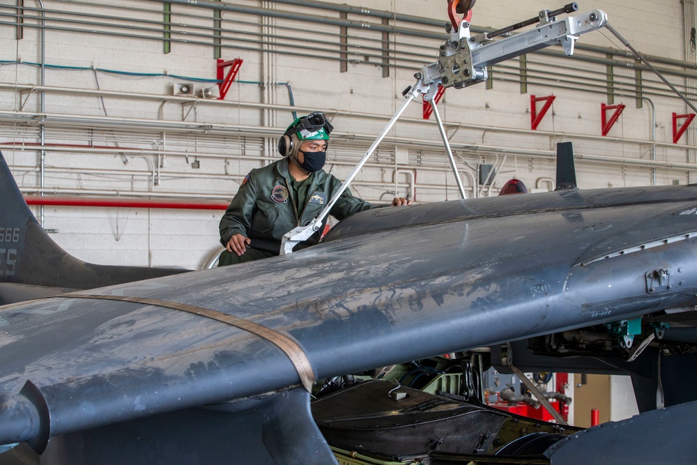 Marines train to drop bombs at a moment’s notice