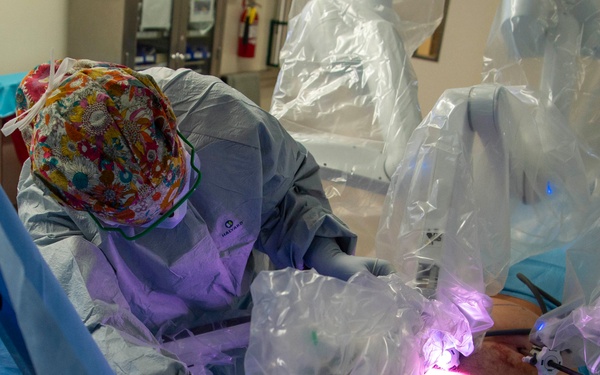 NMCSD Conducts Tele-Mentoring Surgical Study