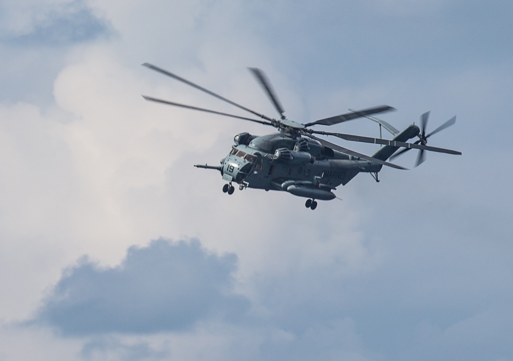 CH-53E performs touch and go drills