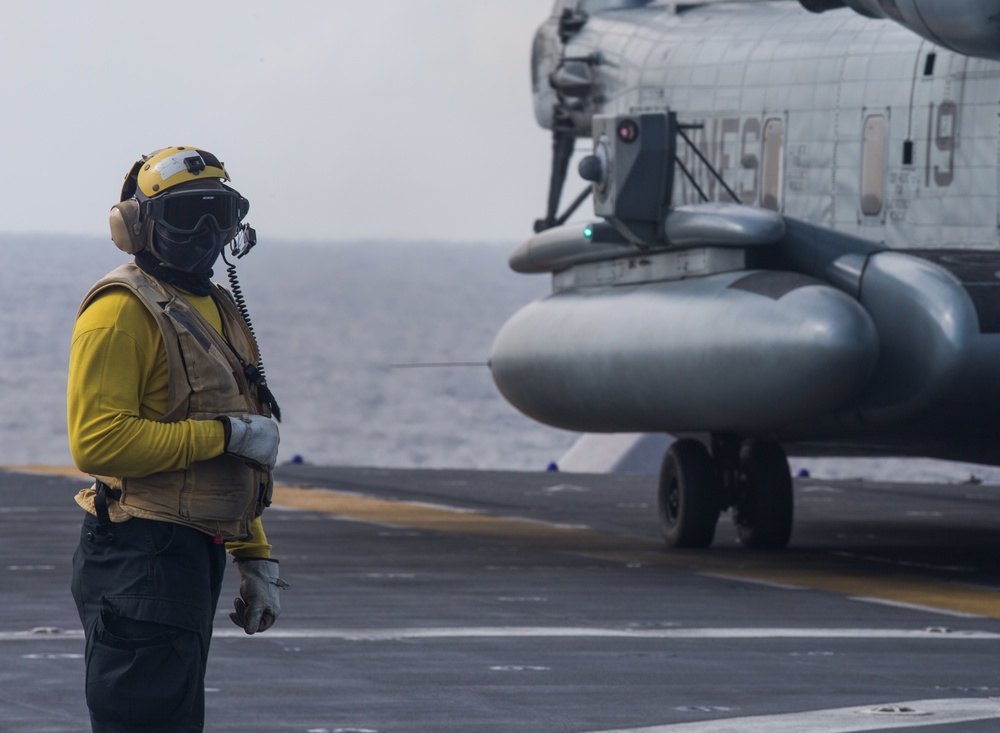 CH-53E performs touch and go drills