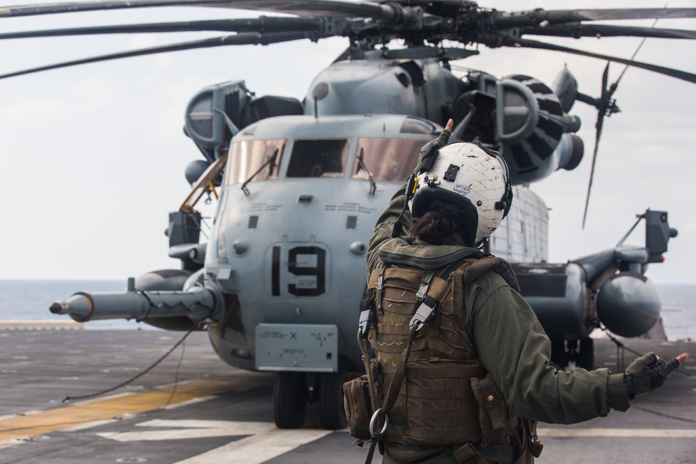 CH-53E performs touch and go drills