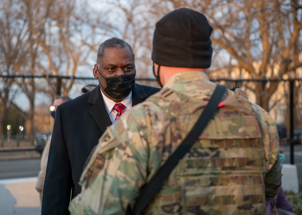 SECDEF Austin speaks with National Guardsmen