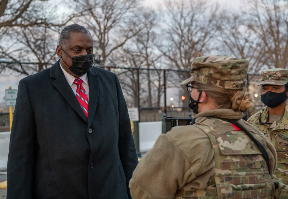 SECDEF Austin speaks with National Guardsmen