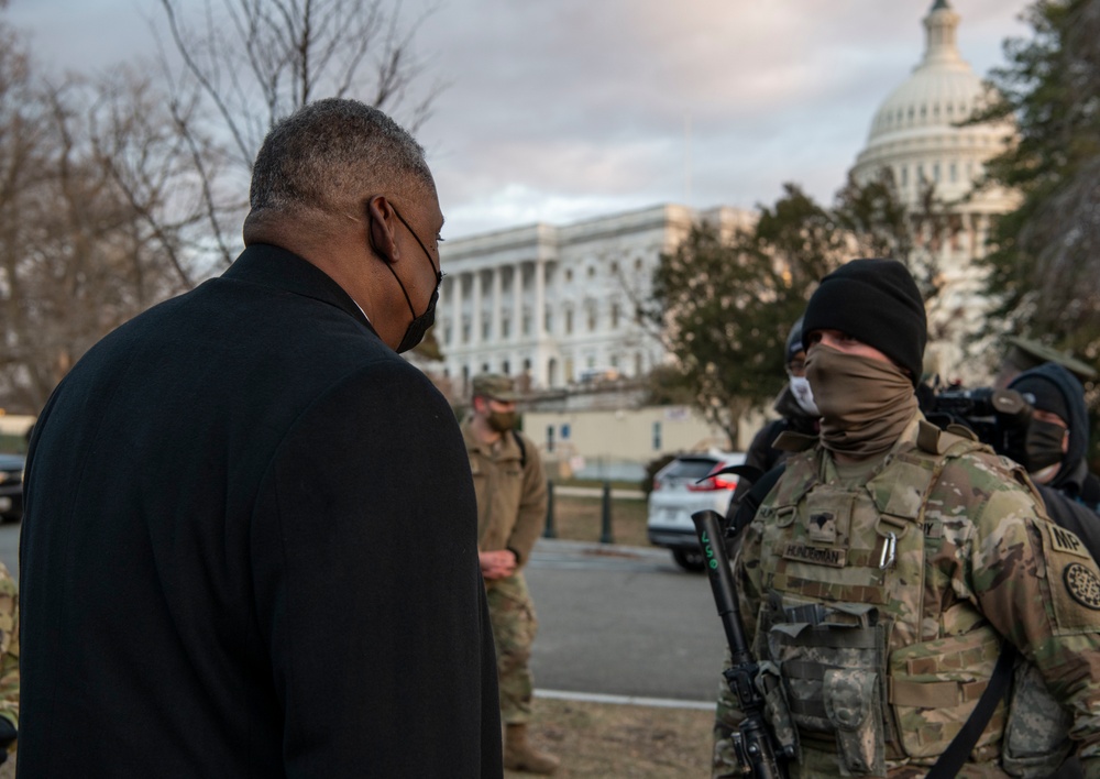 SECDEF Austin speaks with National Guardsmen