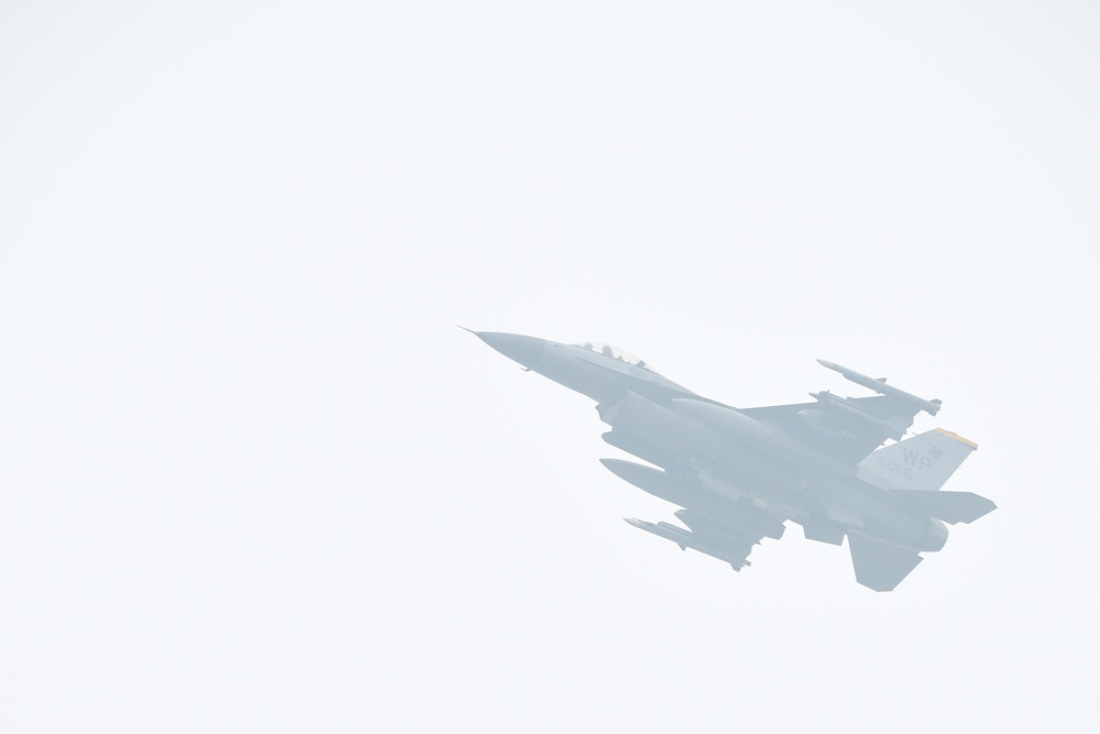 F-16s fly over Kunsan