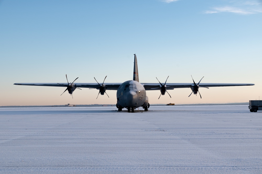 Snow bird like a C130