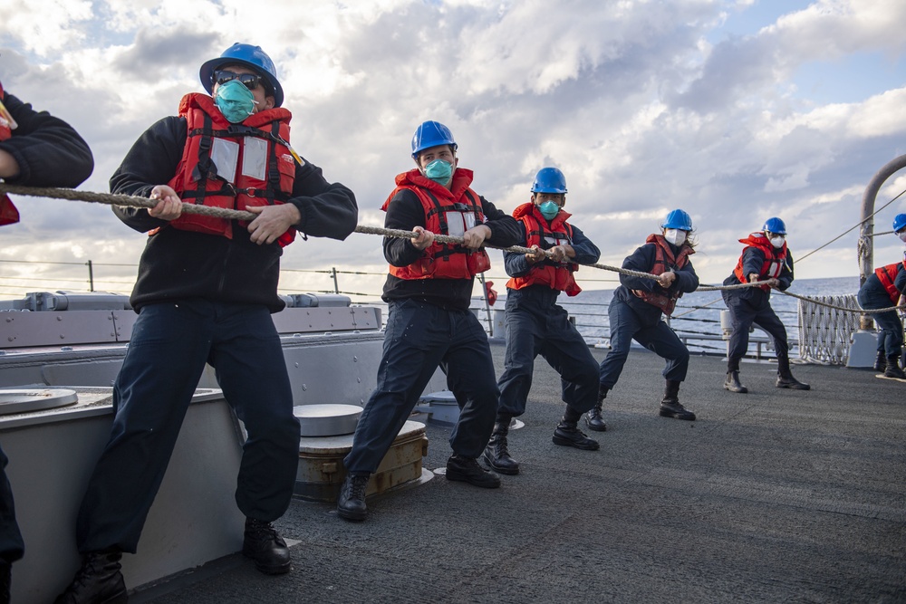 Laboon Conducts RAS off Coast of North Carolina