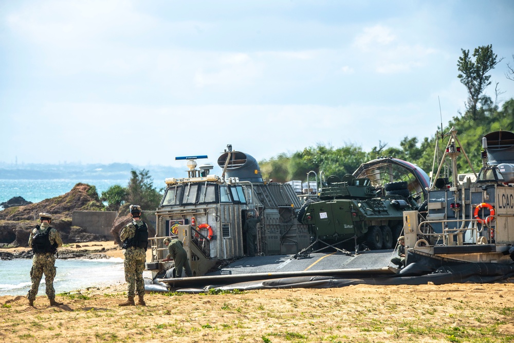 Light Armored Reconnaissance Conduct Beach Landing