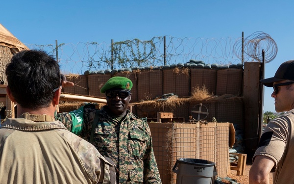 U.S. Forces Work Alongside African Military Members