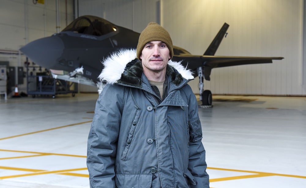 Arctic mission's fifth generation fighter commanders