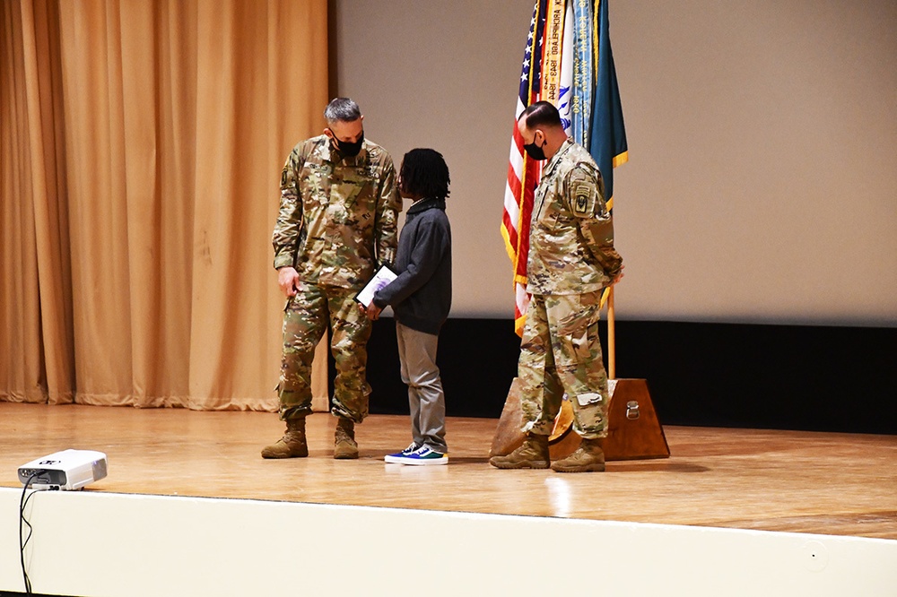 Community members honored at Volunteer ceremony