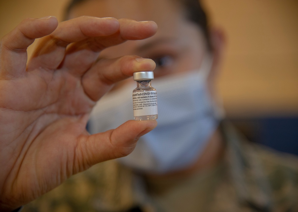 624th Reserve Citizen Airmen administered COVID-19 vaccine first dose