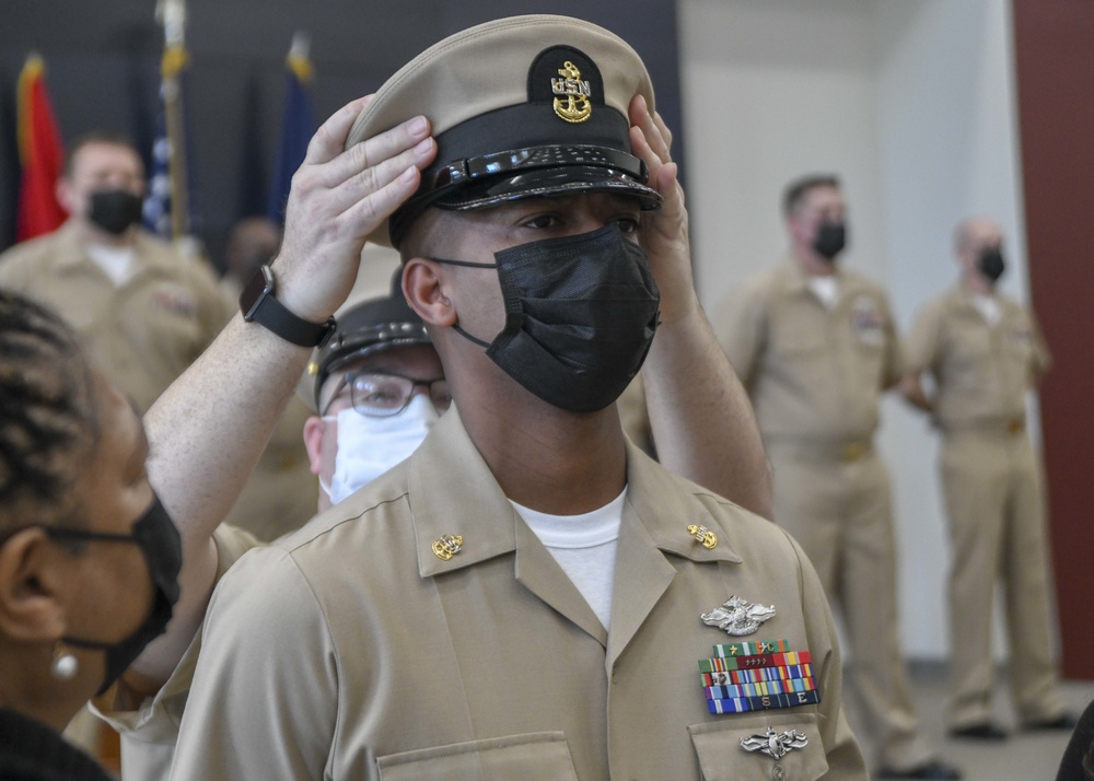 NMRTC CL pins newest chief petty officers