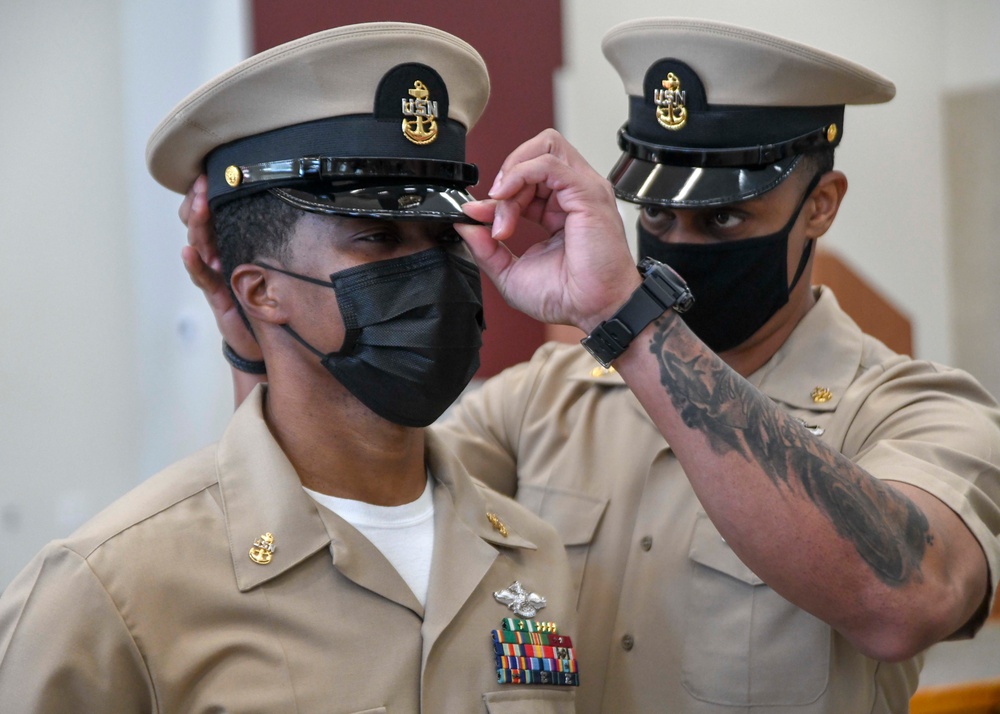 NMRTC CL pins newest chief petty officers