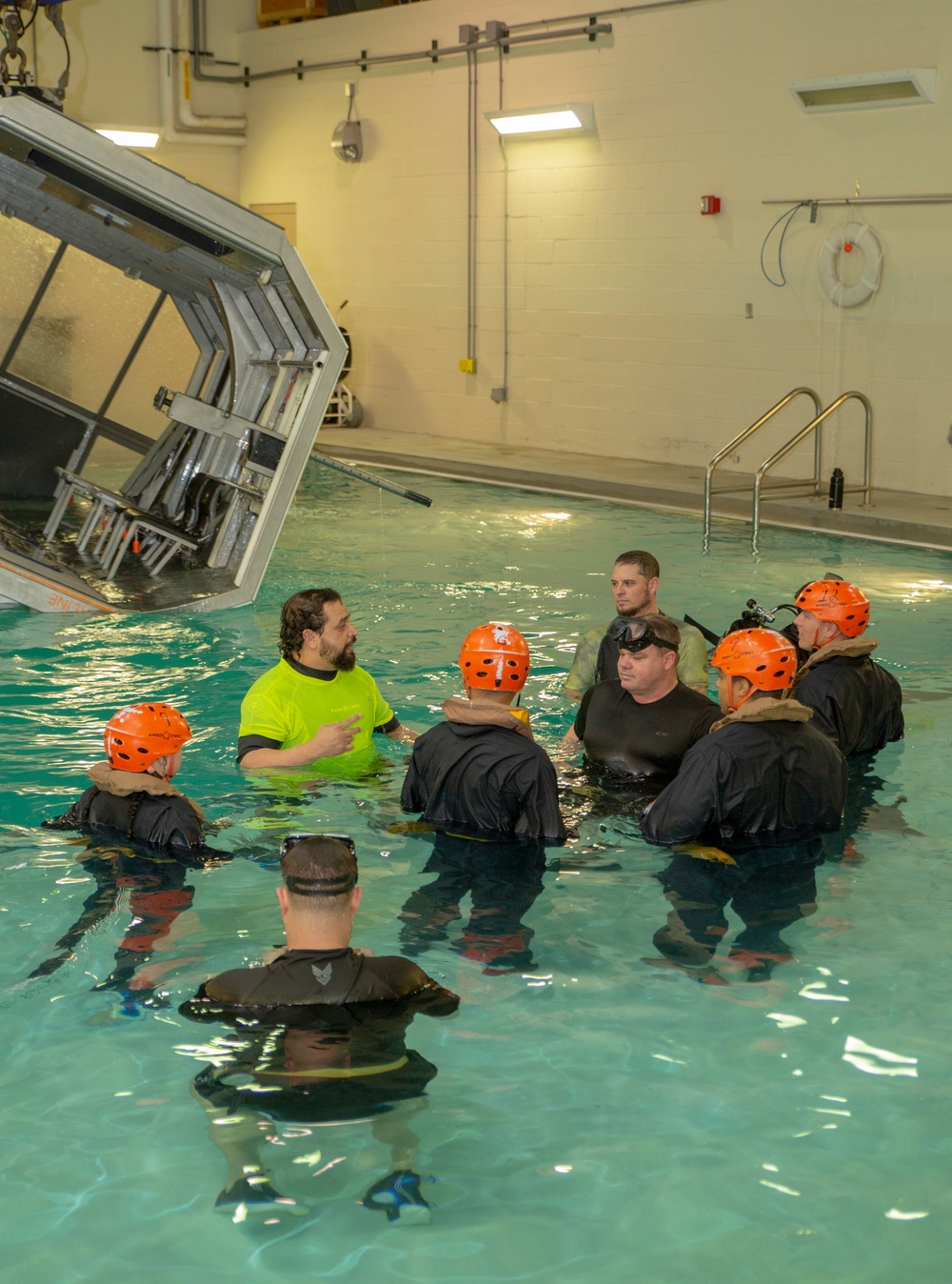 Marines participate in underwater engress training