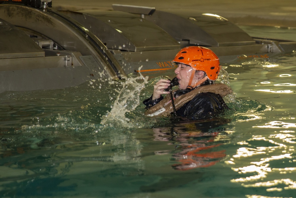 Marines participate in underwater engress training