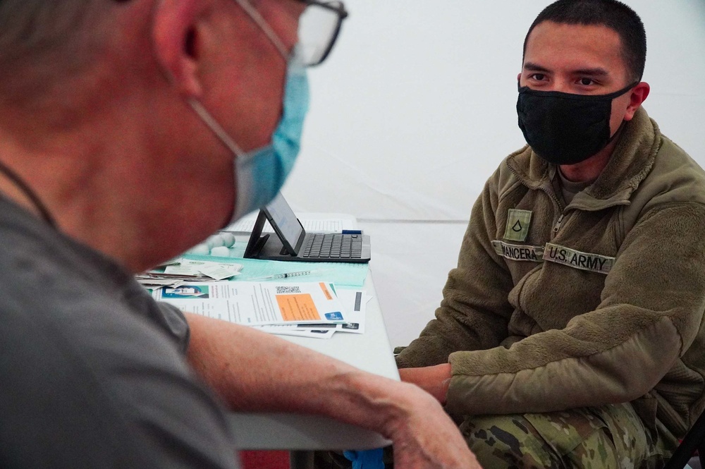 Military Medics Vaccinate Prince George's County Residents