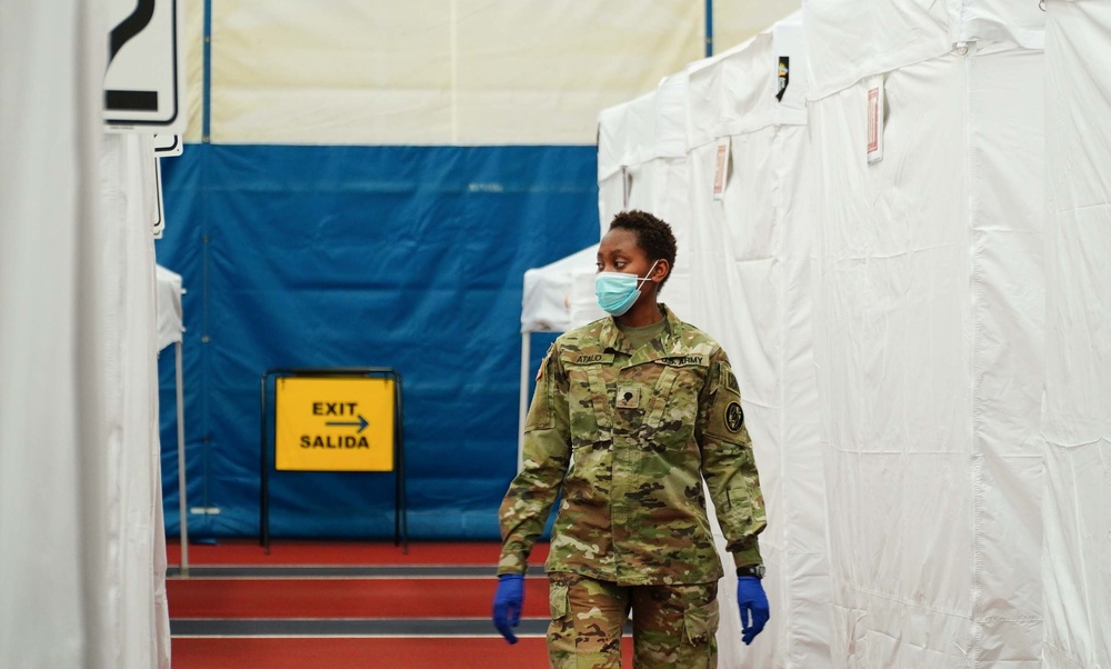 Military Medics Vaccinate Prince George's County Residents
