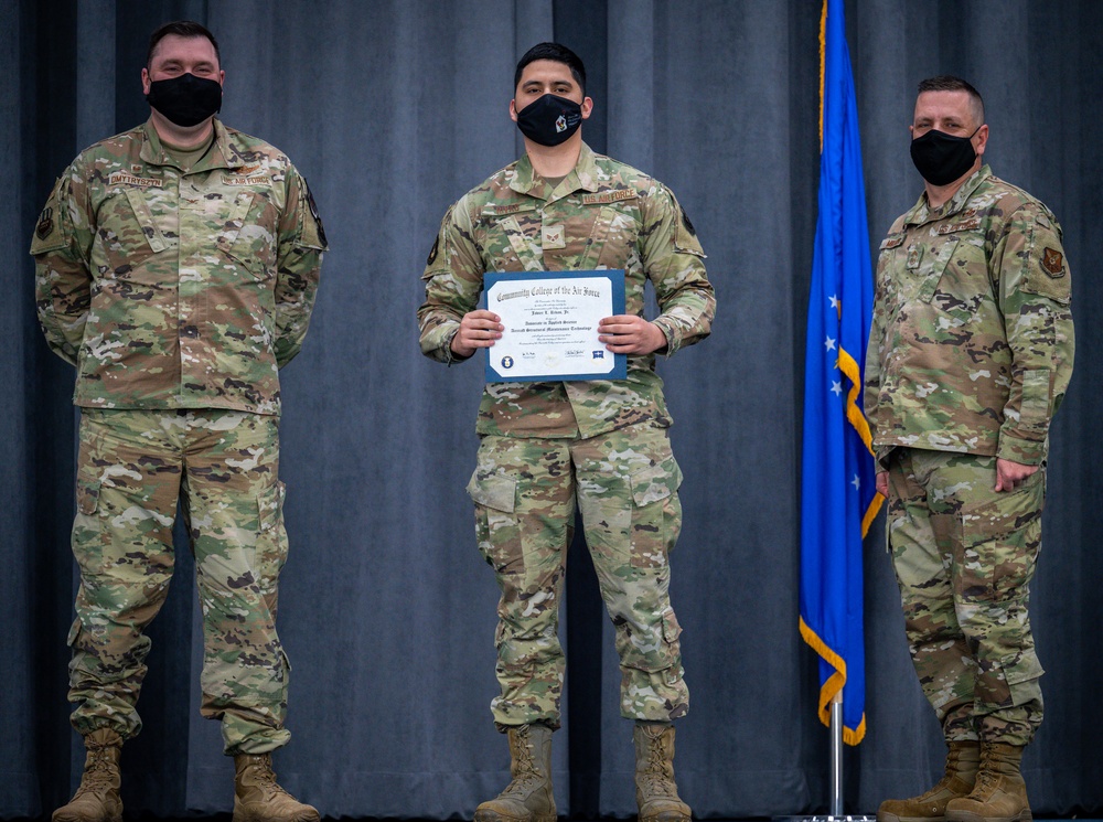 Barksdale Airmen CCAF graduation