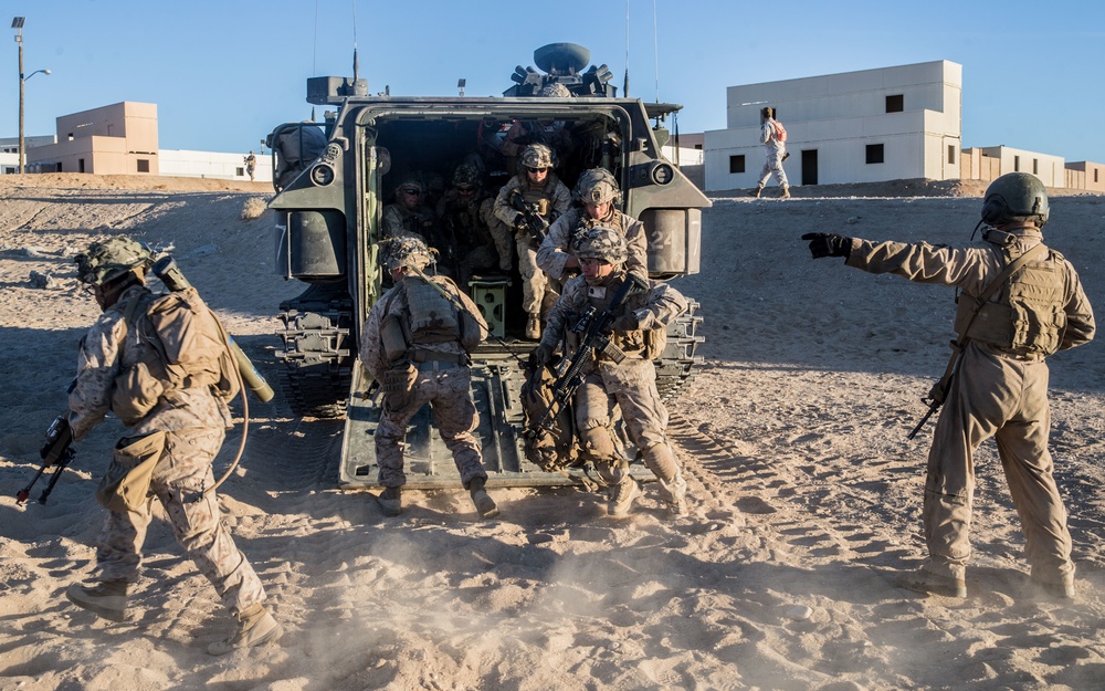 Patrolling The Mojave: V35 Urban Assault Lane Training