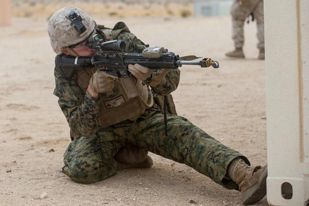 Patrolling The Mojave: V35 Urban Assault Lane Training