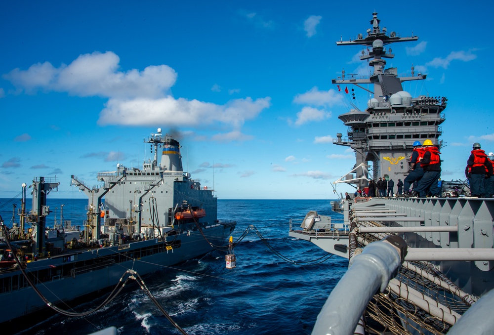 USS Carl Vinson (CVN 70) and USNS John Lenthall (T-AO 189) Conduct a replenishment-at-sea