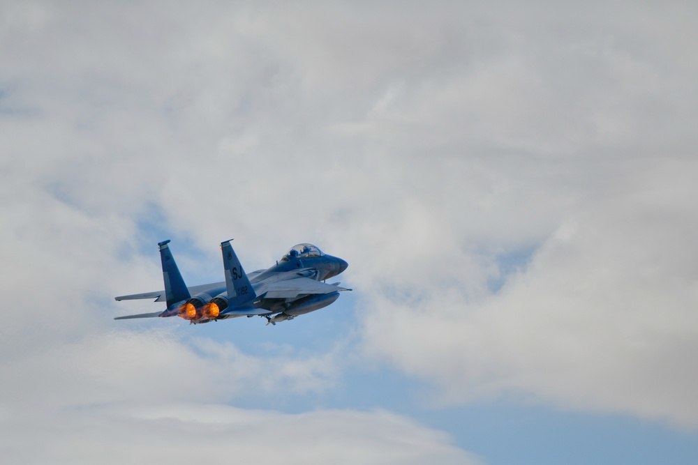 Members of the 332 Air Expeditionary Wing Perform Maintenance Exercise