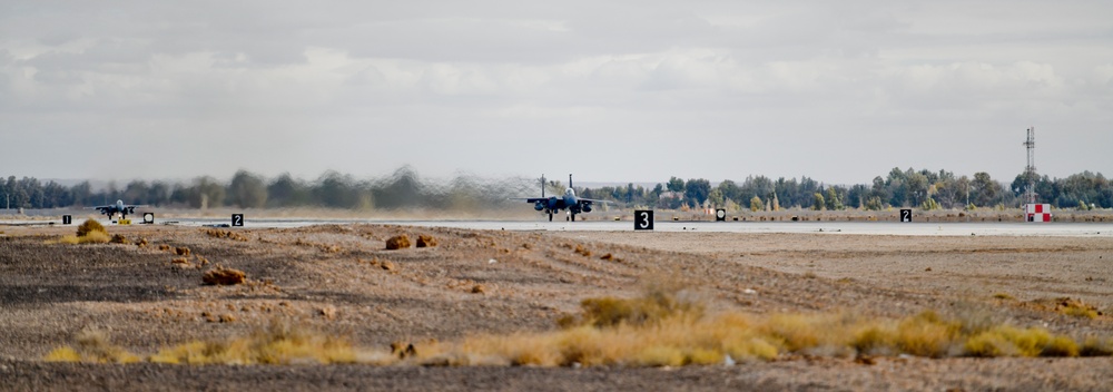 Members of the 332 Air Expeditionary Wing Perform Maintenance Exercise