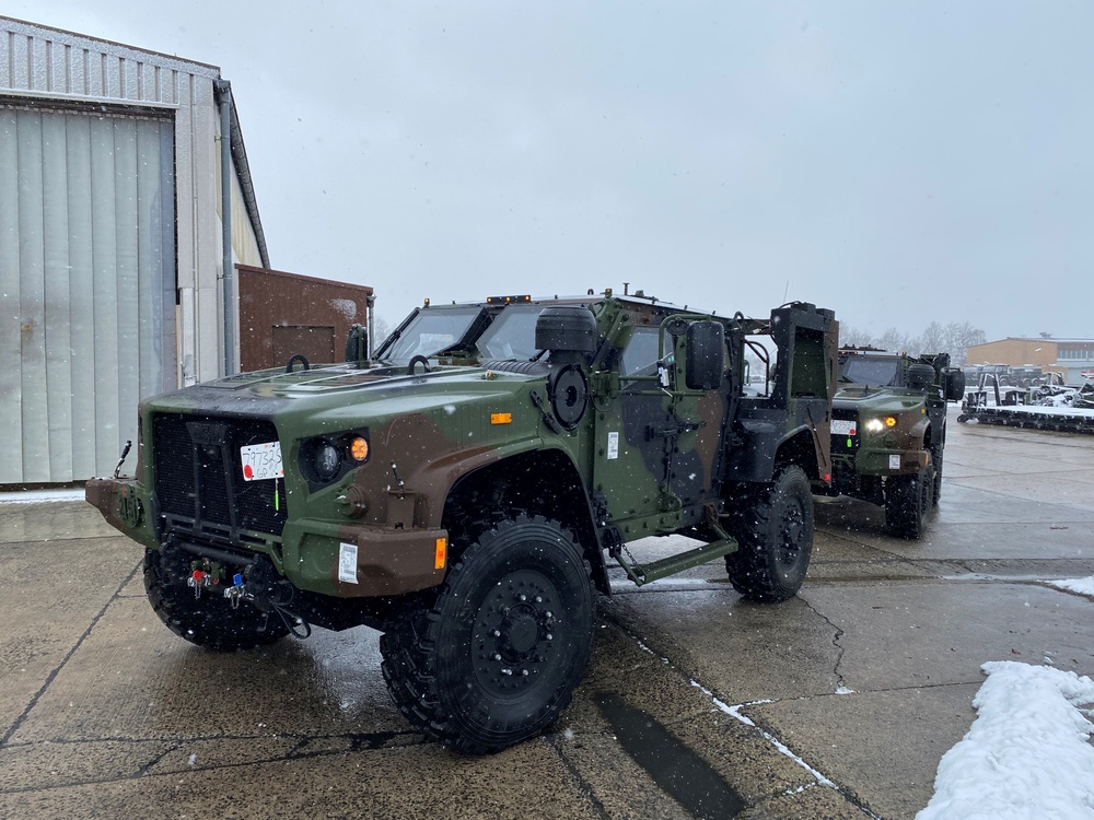 2CR receives JLTV