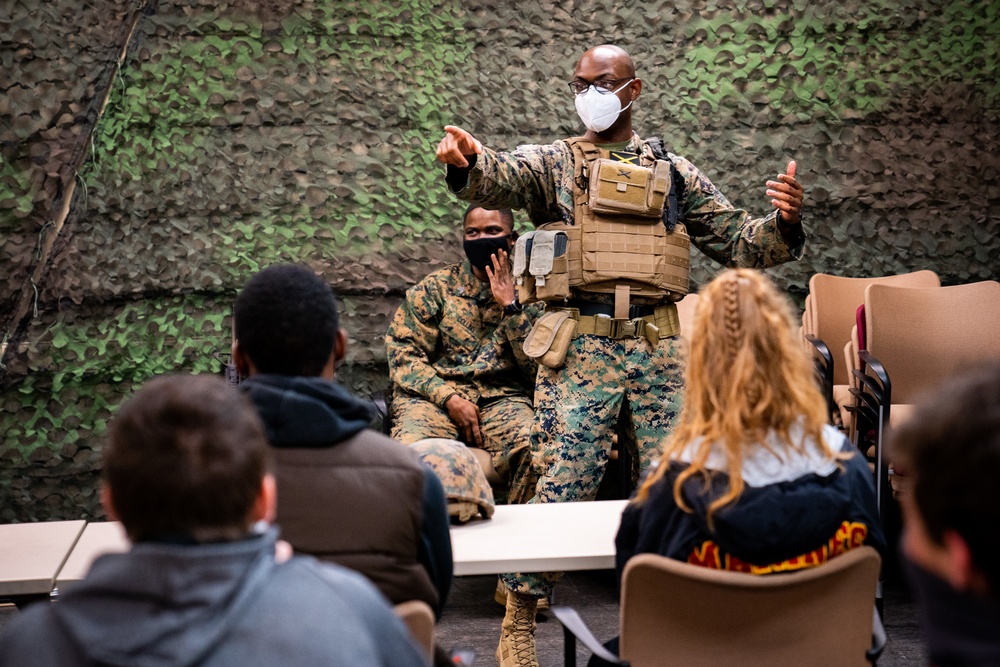 US Marine Corps Poolees learn basic weapons safety