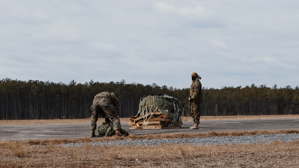 2nd Landing Support Battalion Conducts Air Delivery Training