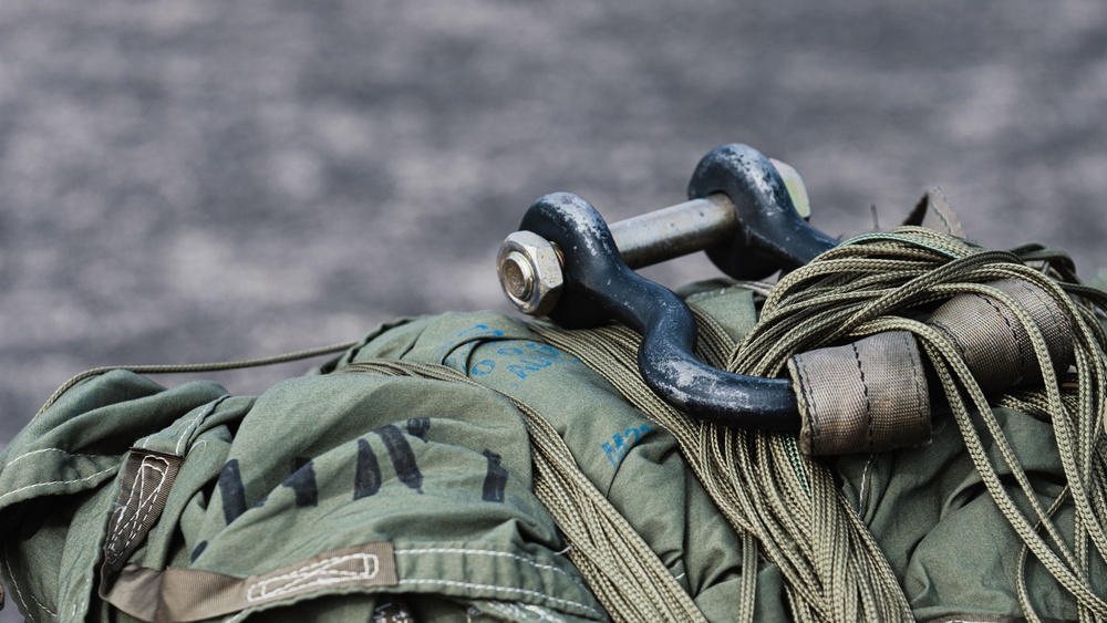 2nd Landing Support Battalion Conducts Air Delivery Training