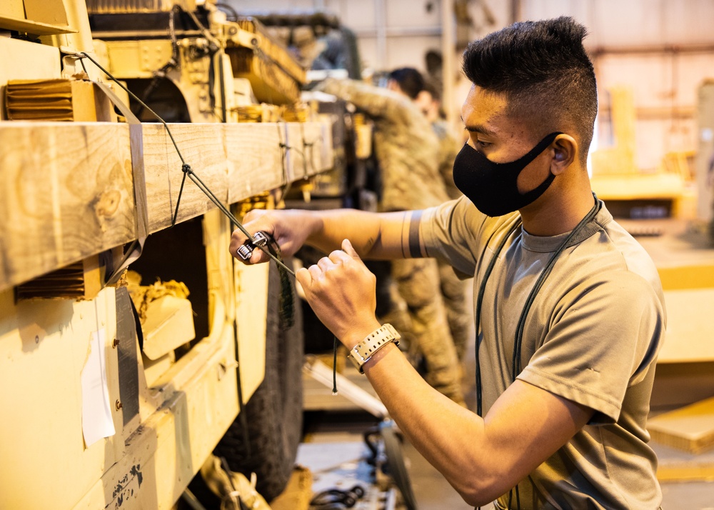 82nd Airborne Division Riggers Prepare Heavy Drops at JBC