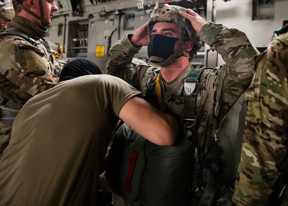 3rd BCT Paratroopers jump into JRTC