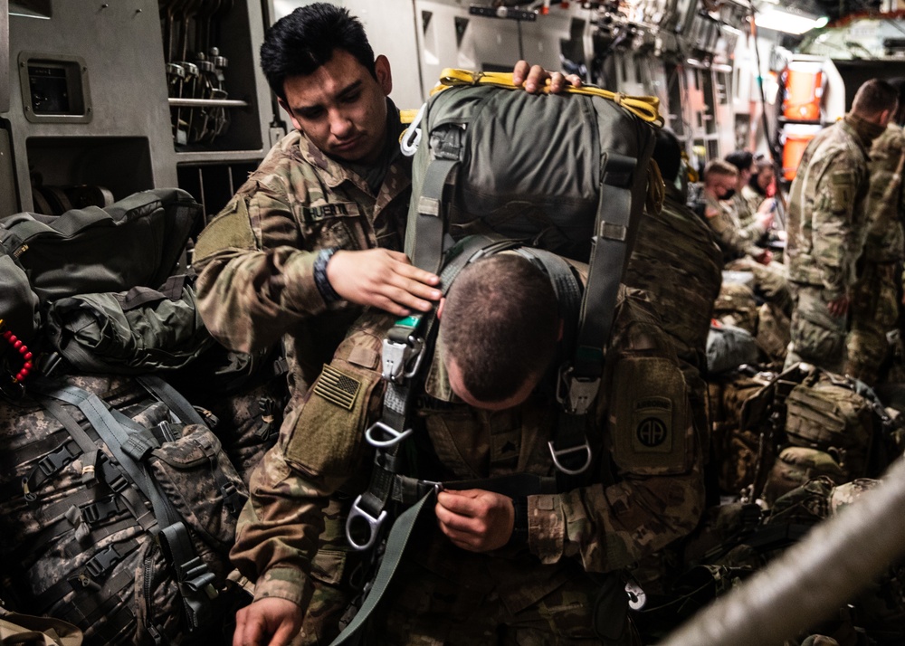 3rd BCT Paratroopers jump into JRTC