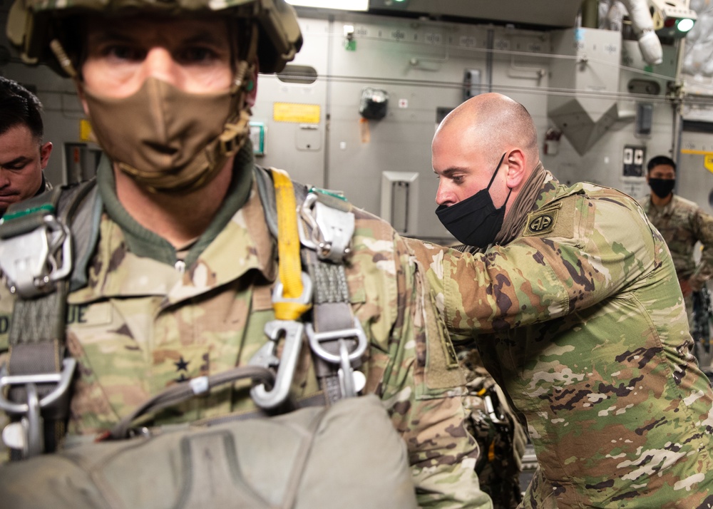 3rd BCT Paratroopers jump into JRTC